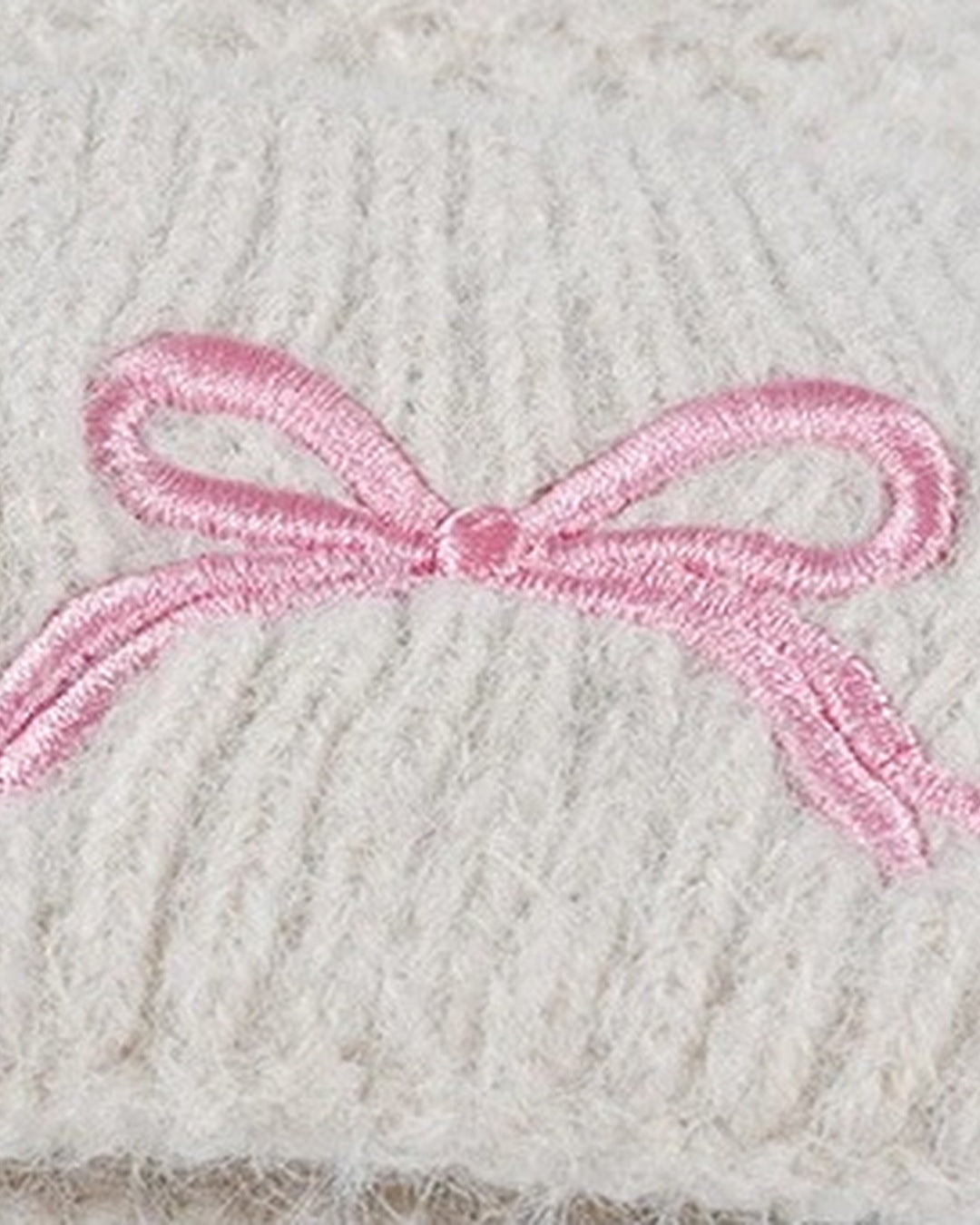 Posy Faux Fur Pom Bow Beanie - close-up detail