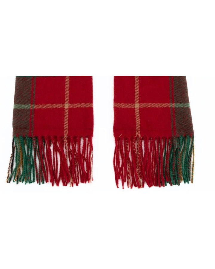 Tilda Heated Plaid Scarf - close-up detail