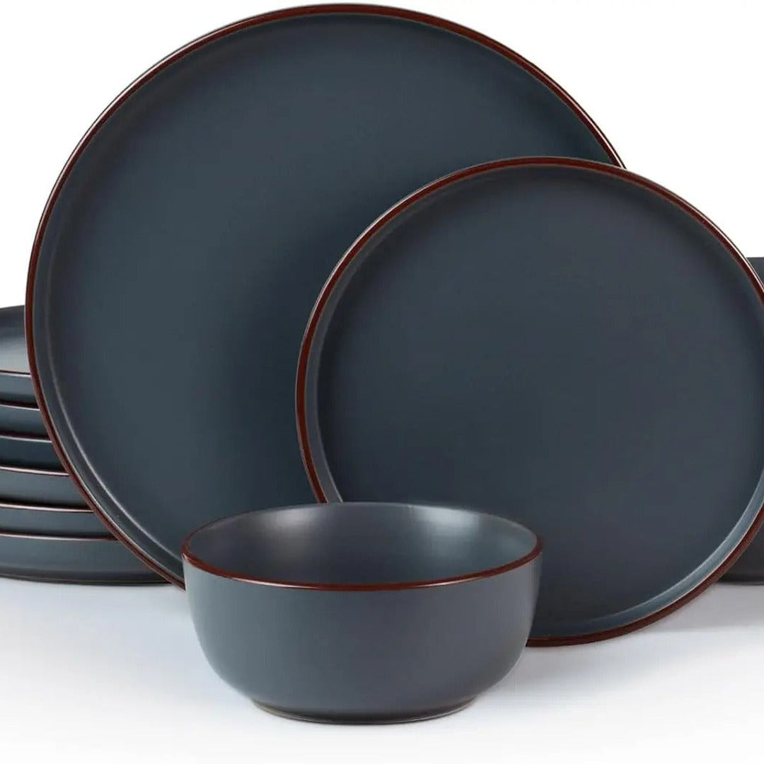Classic Dinning Set — image 1