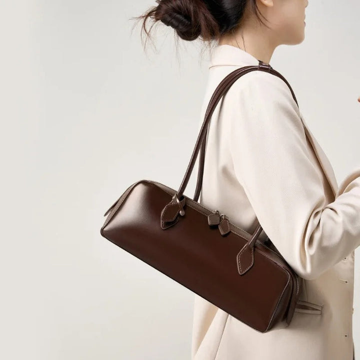 Éléanor French Baguette Leather Bag — image 4