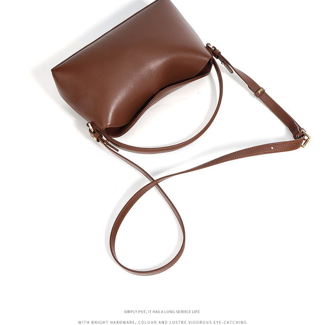 Béatrice Hobo Leather Bag — image 8